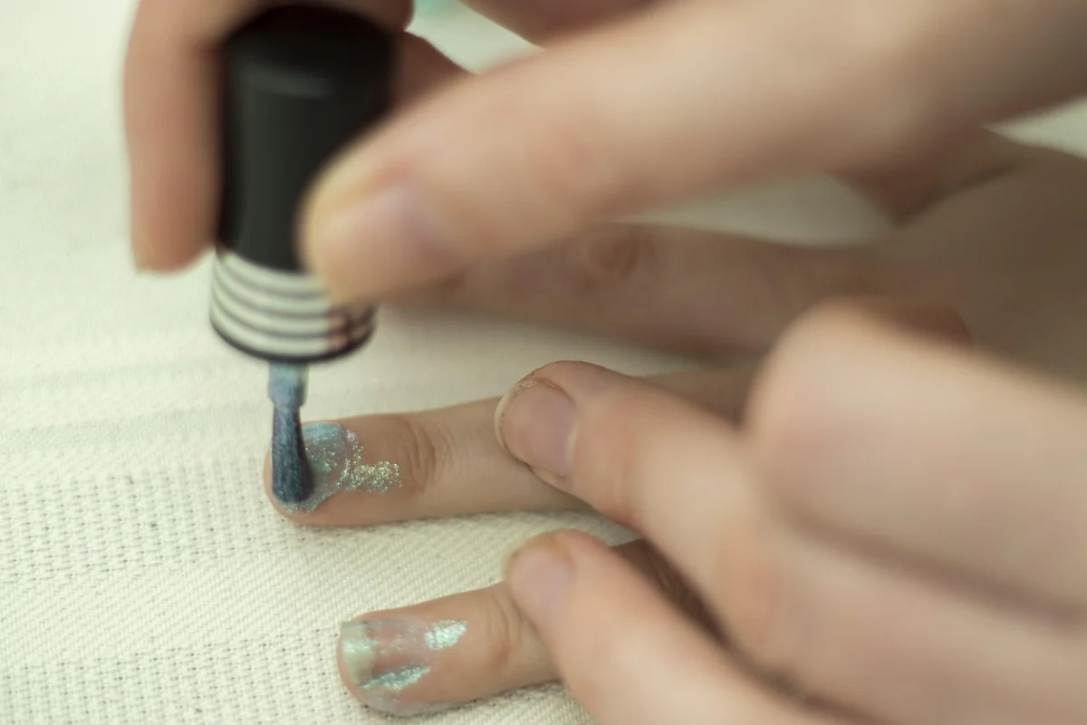 Les critères pour choisir sa formation ongles à Toulouse