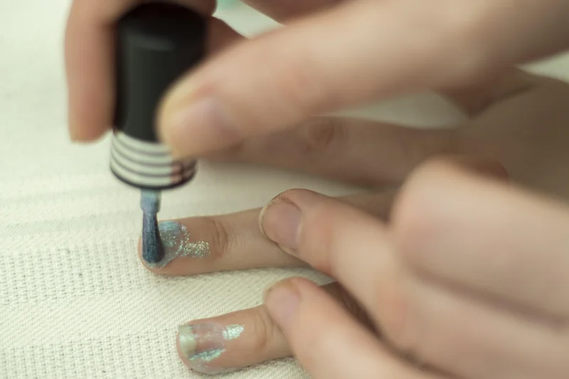 Les critères pour choisir sa formation ongles à Toulouse