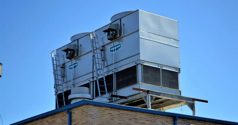 La maintenance : ce que personne ne vous dit sur la durée de vie des panneaux